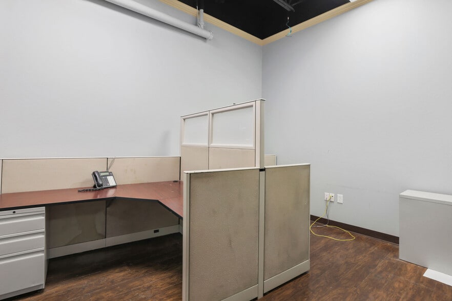 More Photos Of 118 Shenandoah Dr, The Woodlands Unknown For Lease