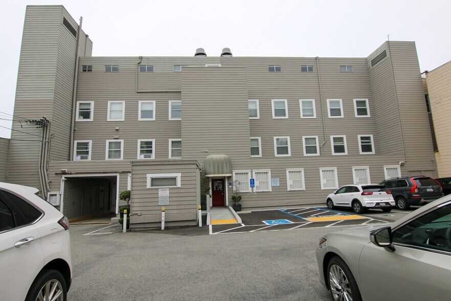 More Photos Of 345 W Portal Ave, San Francisco Medical For Lease