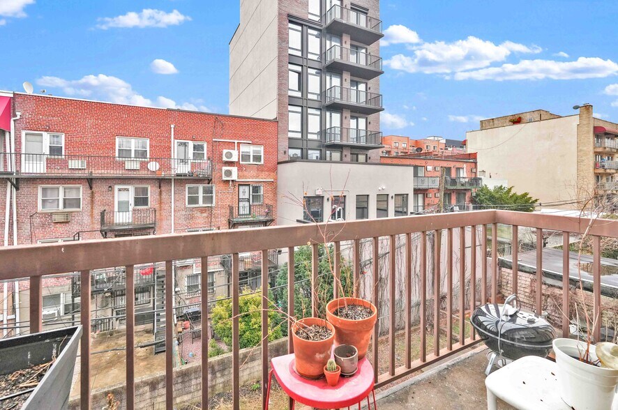 More Photos Of , Astoria Multifamily For Sale