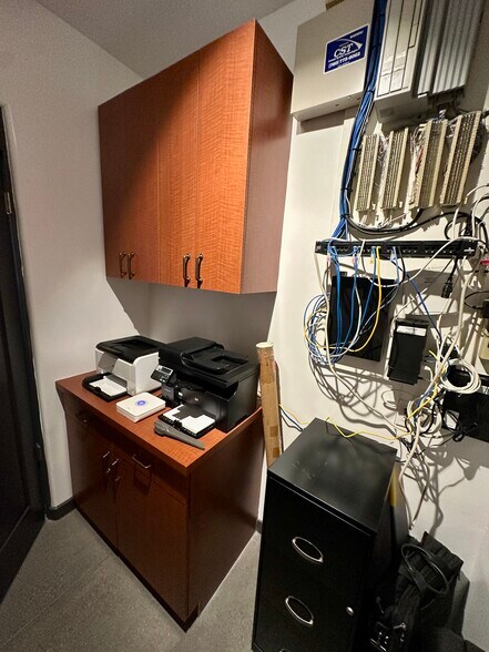 More Photos Of 560 S Paseo Dorotea, Palm Springs Medical For Lease