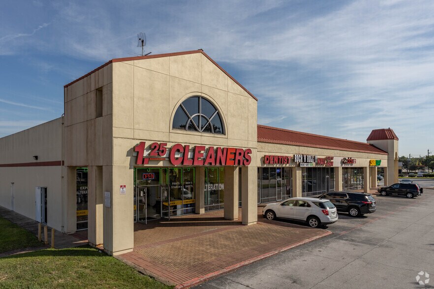 More Photos Of 11101 Fuqua St, Houston Unknown For Lease