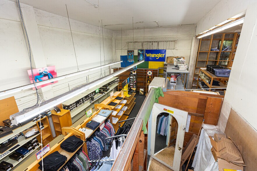 More Photos Of 2640-2650 Mission St, San Francisco Storefront For Sale