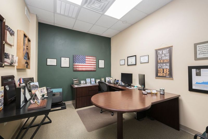 More Photos Of 406-410 N 6th St, West Monroe Light Manufacturing For Sale