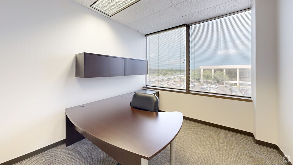 More Photos Of 1011 E Touhy Ave, Des Plaines Office For Lease