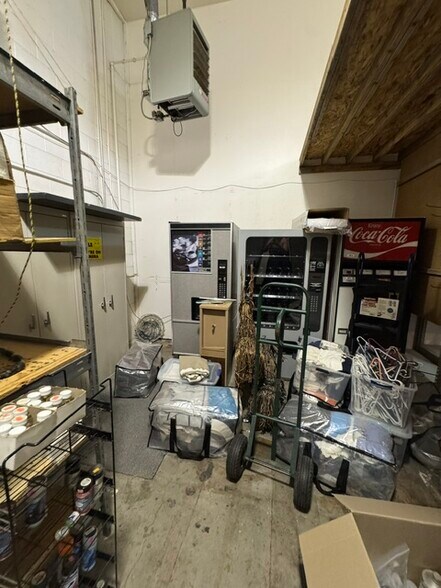 More Photos Of 6268 W 10th St, Greeley Light Distribution For Lease