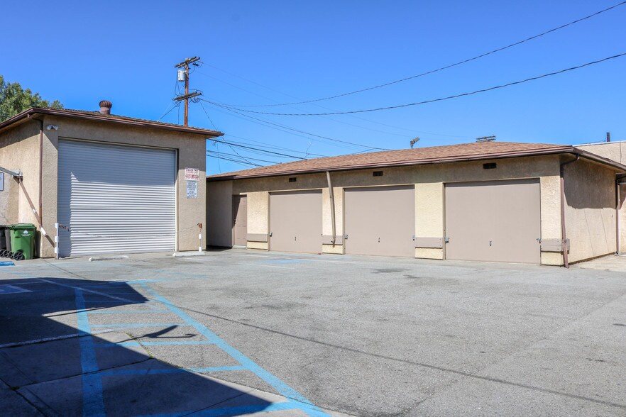 More Photos Of 1725-1733 Pacific Coast Hwy, Lomita Storefront For Lease