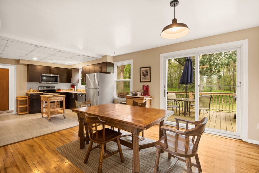 More Photos Of 162 Black Bear Run, Berlin Specialty For Sale