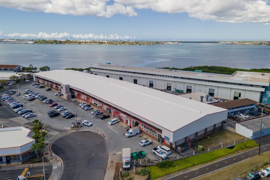 More Photos Of 98-023 Hekaha St, Aiea Warehouse For Lease