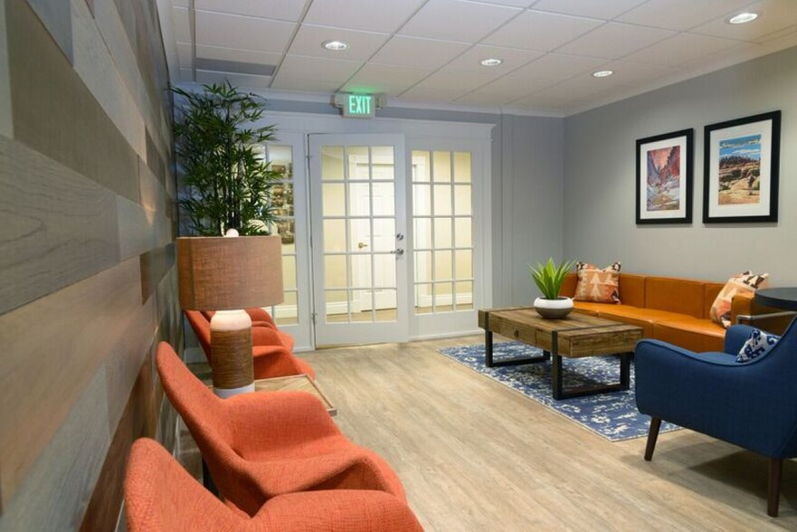 More Photos Of 2651 W South Jordan Pkwy, South Jordan Medical For Lease