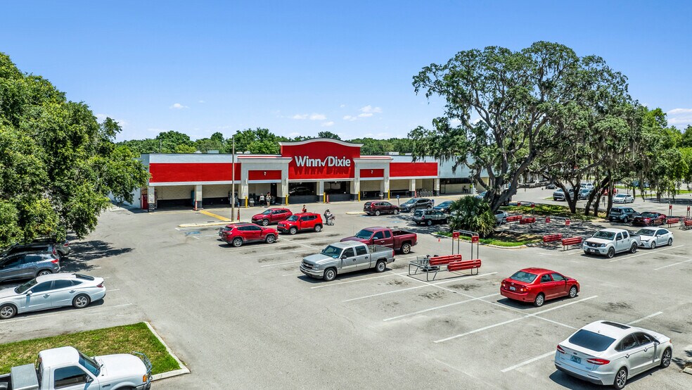 More Photos Of 38901-38923 County Road 54, Zephyrhills Storefront For Lease