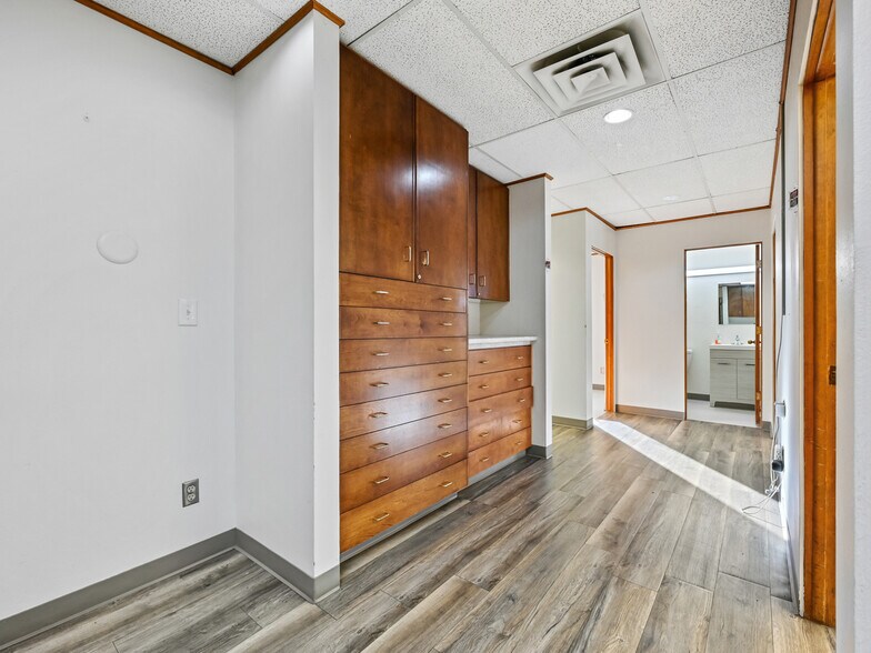 More Photos Of 2530 N 8th St, Grand Junction Medical For Sale