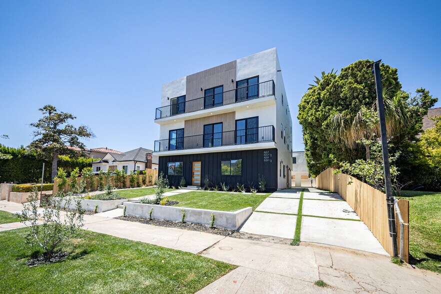 More Photos Of 1557 S Ogden Dr, Los Angeles Apartments For Sale