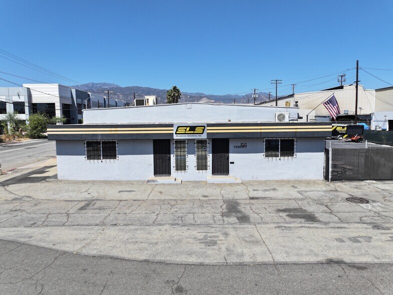 More Photos Of 1621-1623 W Gladstone St, Azusa Warehouse For Sale
