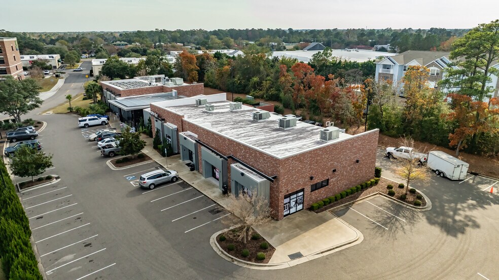 More Photos Of 155 Porters Neck Rd, Wilmington General Retail For Lease