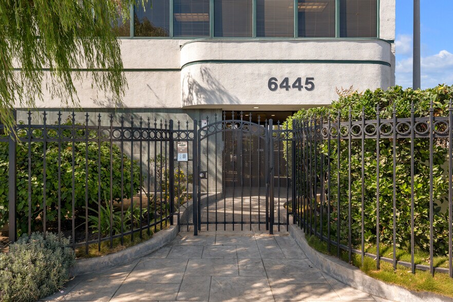 More Photos Of 6445 Sepulveda Blvd, Van Nuys Office For Lease