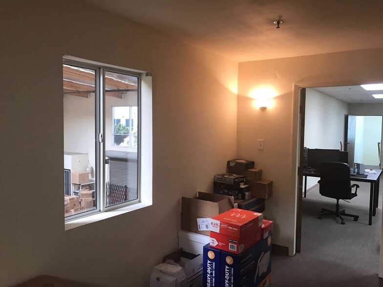 More Photos Of 12335 Denholm Dr, El Monte Warehouse For Lease