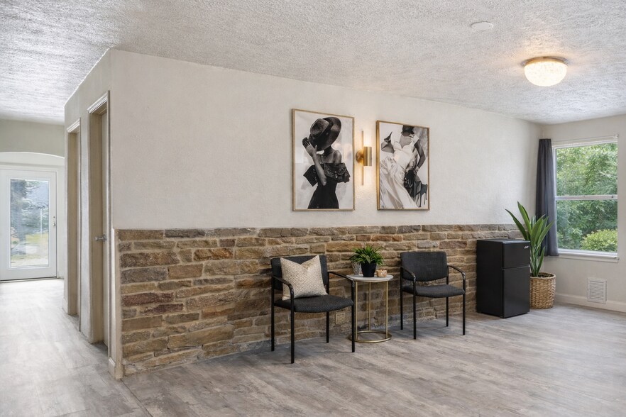 More Photos Of 3054 Cullen Pky, Pearland Freestanding For Lease