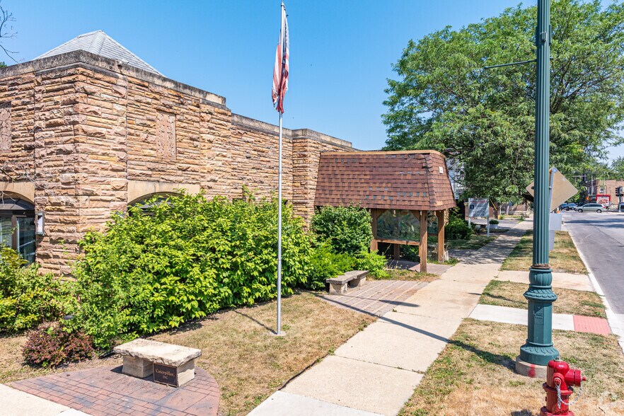 Primary Photo Of 251 N Center St, Joliet Assisted Living For Lease