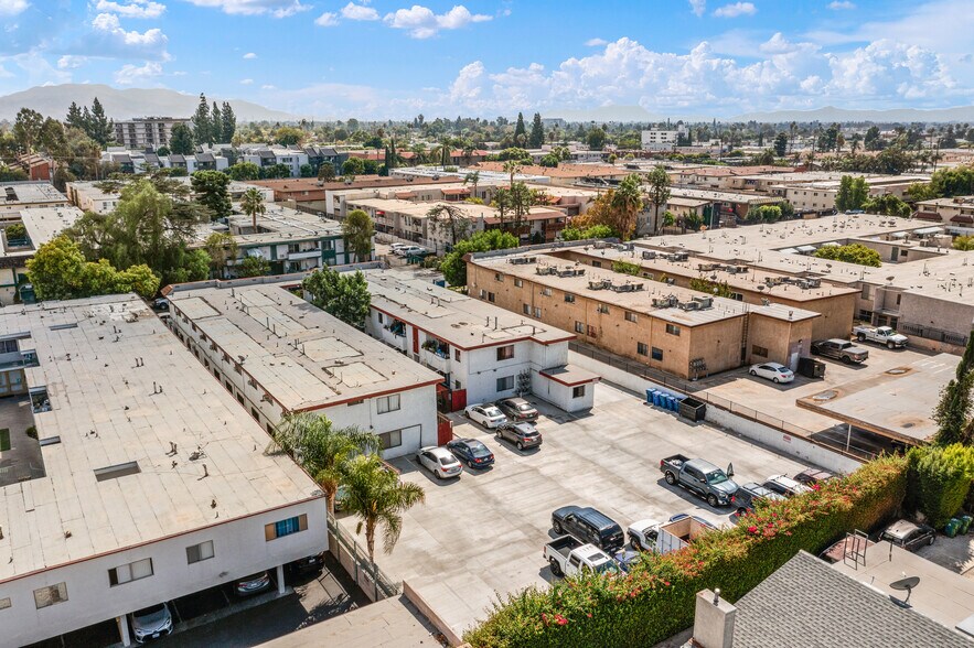 More Photos Of 9035 Cedros Ave, Panorama City Apartments For Sale