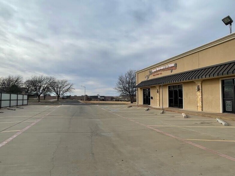 More Photos Of 603 Quail Creek Dr, Amarillo Medical For Lease