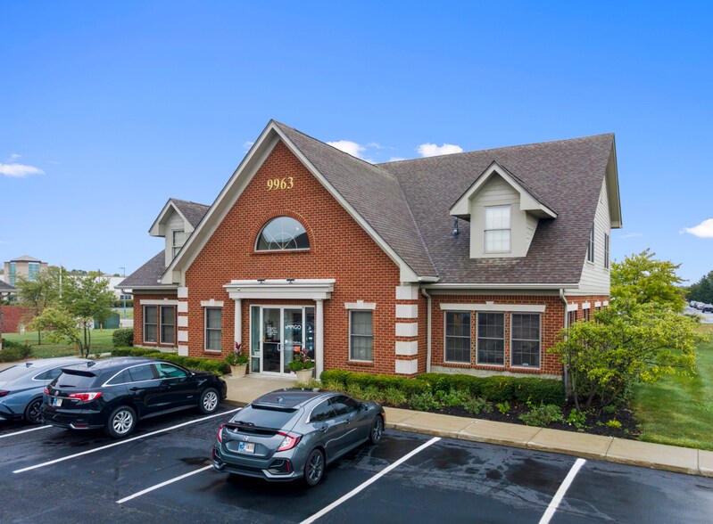 Primary Photo Of 9963 Crosspoint Blvd, Indianapolis Office For Sale