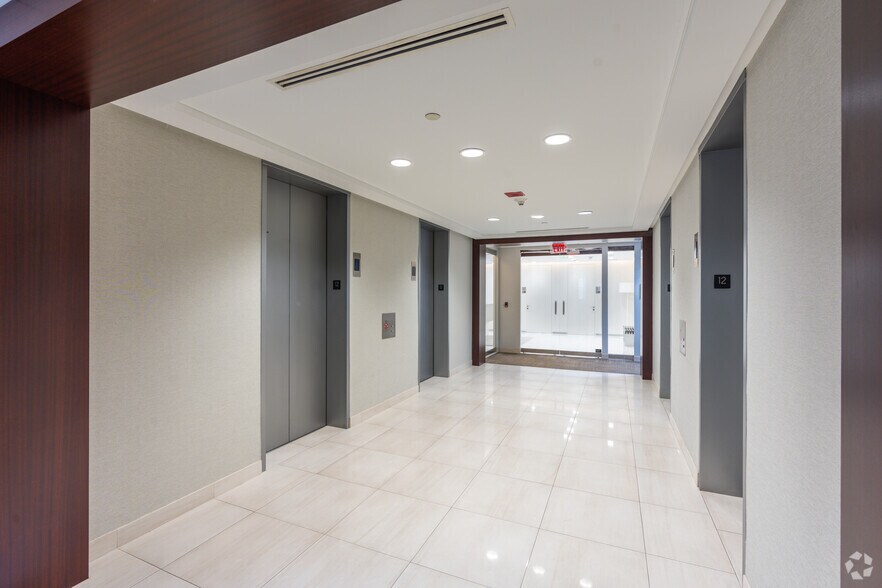 More Photos Of 777 Brickell Ave, Miami Coworking Space