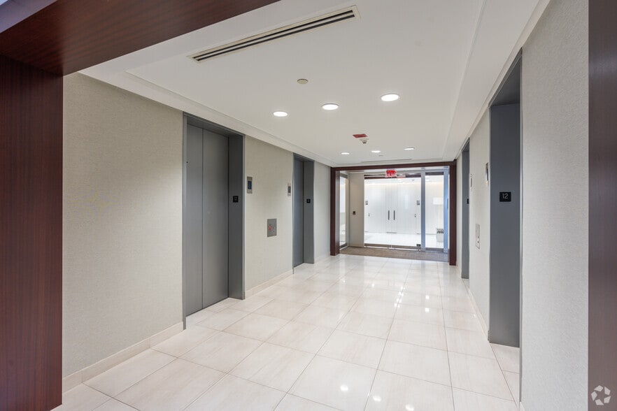 More Photos Of 777 Brickell Ave, Miami Coworking Space