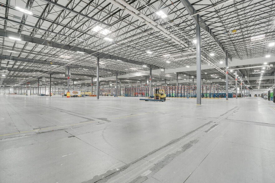 More Photos Of 100 Morgan Olson Way, Ringgold Manufacturing For Lease