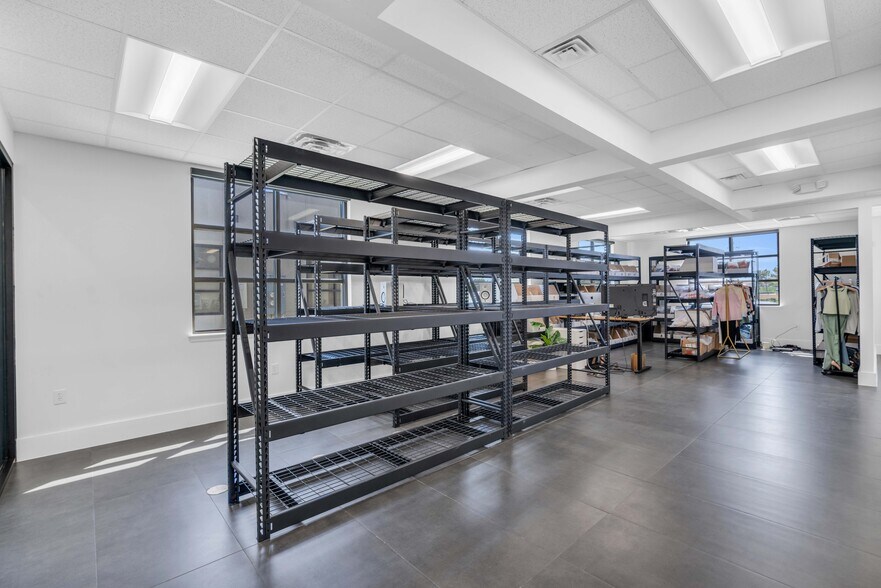 More Photos Of 8118 Fry Rd, Cypress Office For Sale