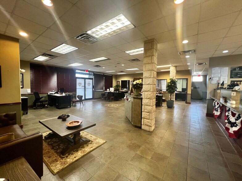 More Photos Of 661 W Central Texas Expy, Harker Heights Office For Lease