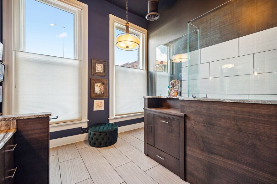 More Photos Of 208 3rd Ave N, Nashville Loft Creative Space For Sale