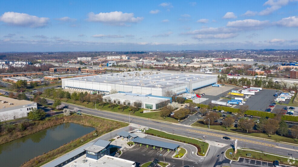 More Photos Of 10000 Franklin Square Dr, Nottingham Warehouse For Lease