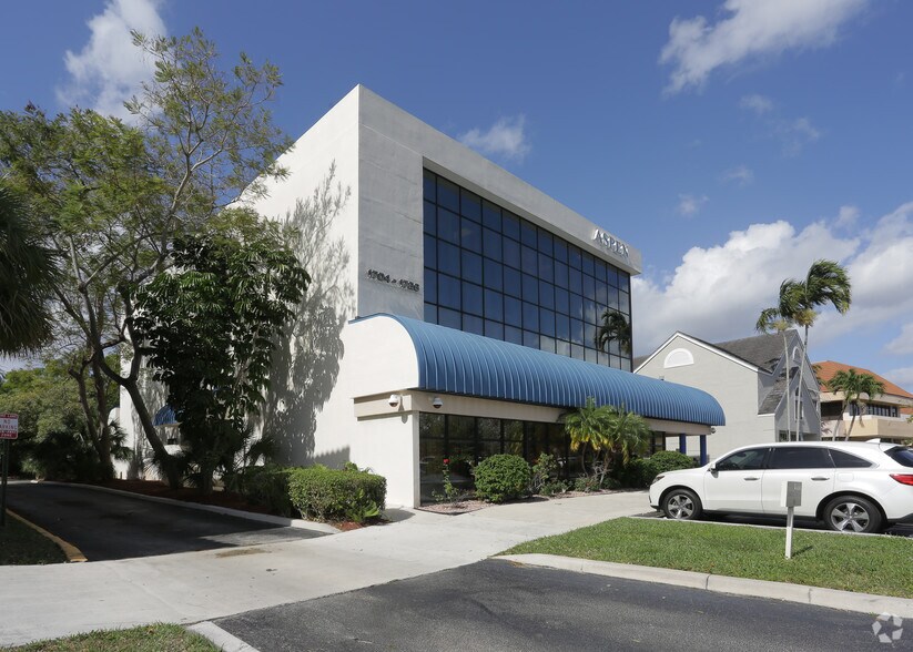 More Photos Of 1704-1726 N University Dr, Coral Springs Medical For Lease
