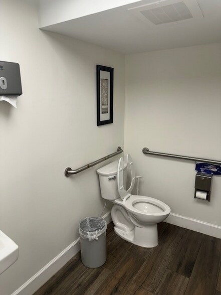 More Photos Of 16115 SW 117th Ave, Miami Showroom For Sale