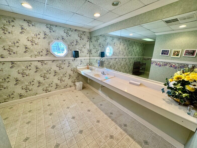 More Photos Of 413 Polkville Rd, Shelby Religious Facility For Sale