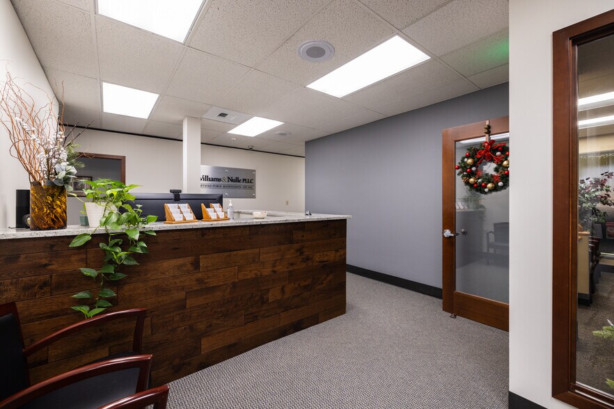 More Photos Of 407 Pine St, Mount Vernon Office Residential For Lease