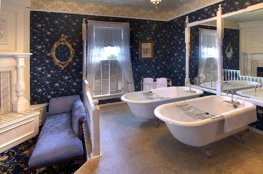 More Photos Of 400 Berding St, Ferndale Hospitality For Sale