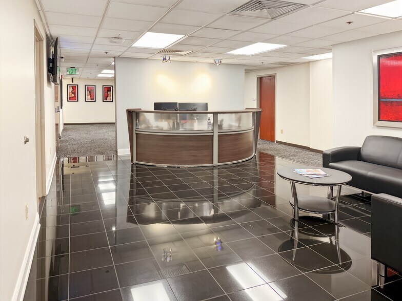 More Photos Of 1331 Union Ave, Memphis Coworking Space