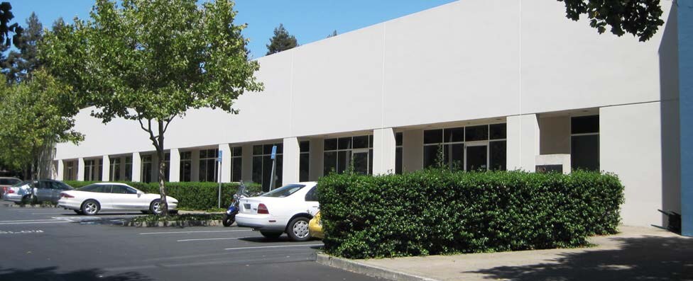 More Photos Of 840 Latour Ct, Napa Light Manufacturing For Lease