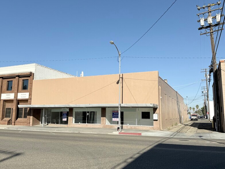 More Photos Of 2015 1st St, Selma Freestanding For Sale