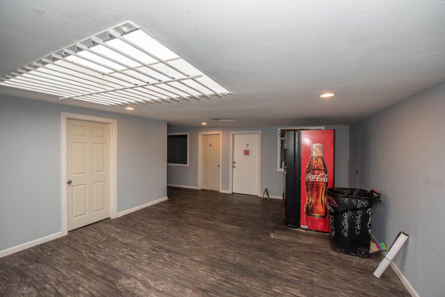 More Photos Of 2184-2186 Logan Ave, San Diego Office For Lease