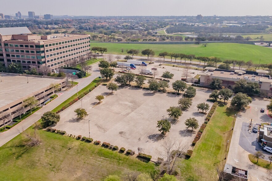 More Photos Of 1001 MacArthur Park, Irving Land For Sale