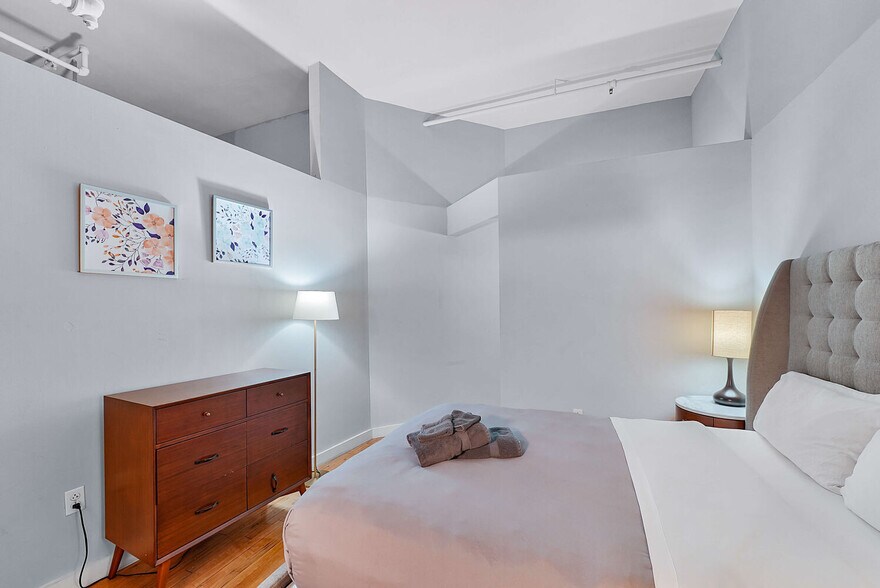 More Photos Of , Saint Louis Multifamily For Sale