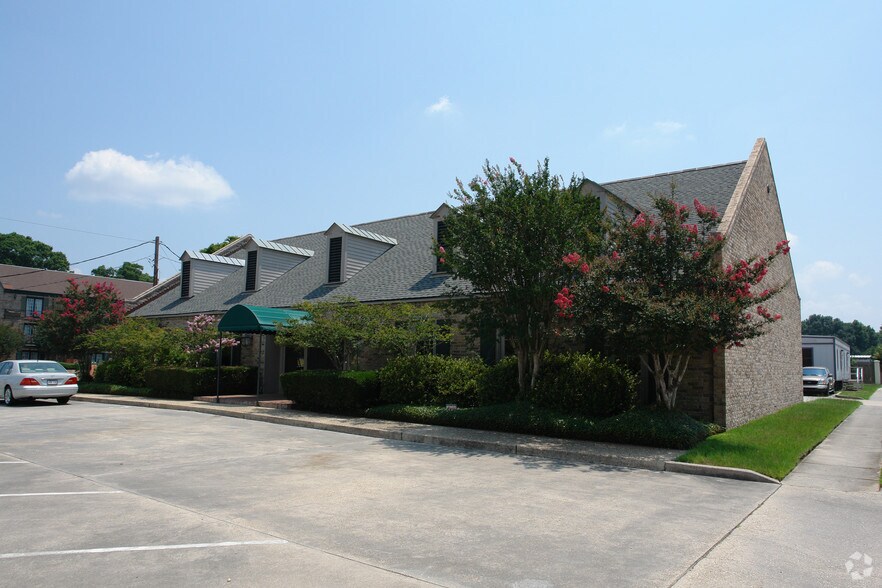 Primary Photo Of 660 Lobdell Blvd, Baton Rouge Rehabilitation Center For Sale