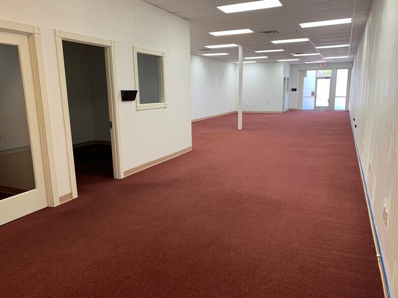 More Photos Of 4851 Lone Tree Way, Antioch Storefront Retail Office For Lease