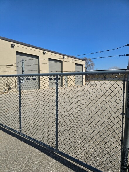 More Photos Of 3540 Jefferson Ave SE, Grand Rapids Warehouse For Lease