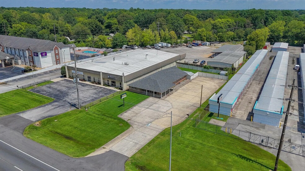 Primary Photo Of 2218 Beltline Rd SW, Decatur Medical For Sale