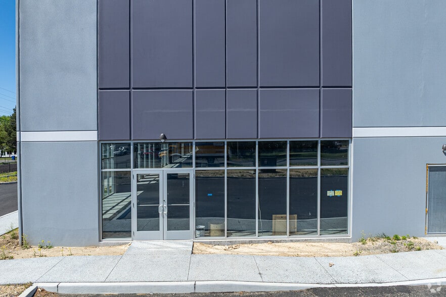 More Photos Of 1700 Lakewood Rd, Toms River Unknown For Lease
