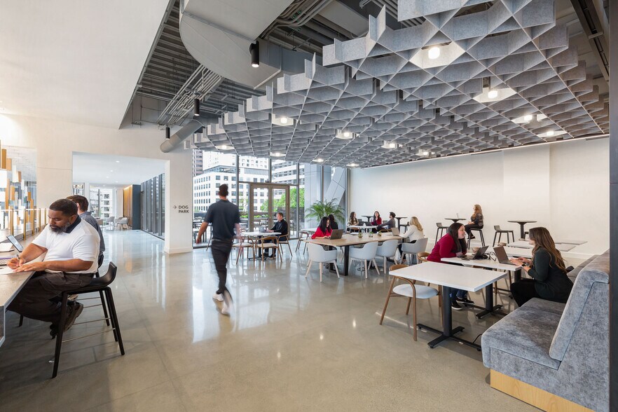 More Photos Of 1711 Boren Ave, Seattle Office For Lease