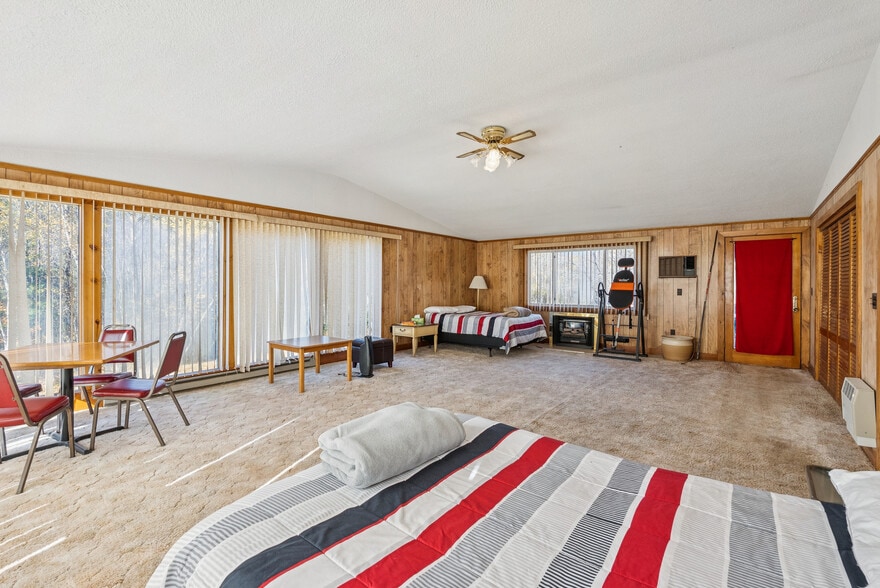 More Photos Of 1132 S Main St, Bryant Pond Hotel For Sale